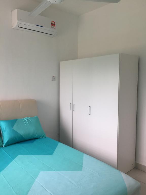 Akasia Apartment Kampong Telok Gadong Kechil Ngoại thất bức ảnh