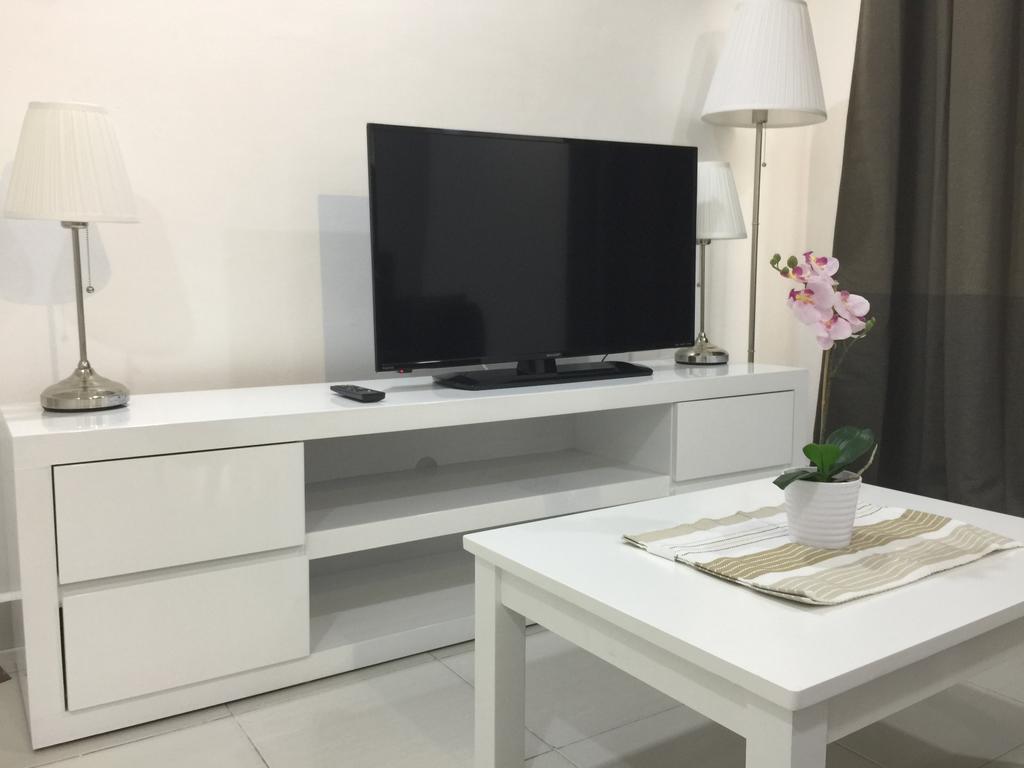 Akasia Apartment Kampong Telok Gadong Kechil Ngoại thất bức ảnh